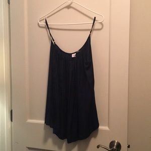 Gap tank top. Navy blue. 100% polyester.